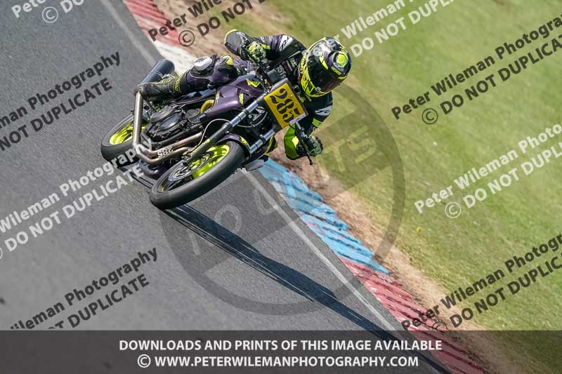 enduro digital images;event digital images;eventdigitalimages;mallory park;mallory park photographs;mallory park trackday;mallory park trackday photographs;no limits trackdays;peter wileman photography;racing digital images;trackday digital images;trackday photos